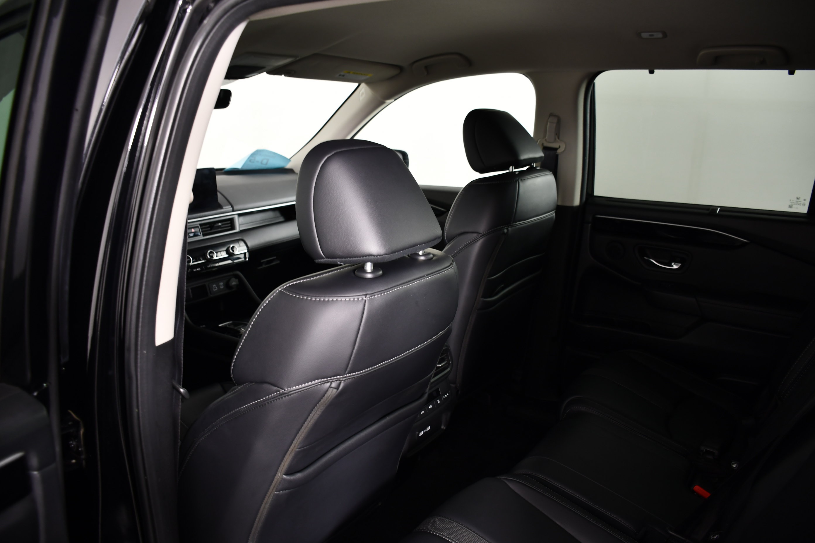 Certified 2023 Honda Pilot EX-L image 47