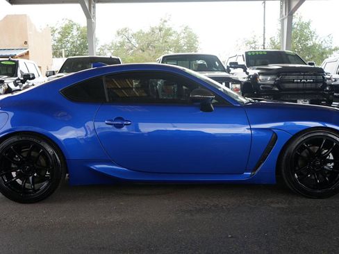Used 2023 Subaru BRZ Limited RWD image 2