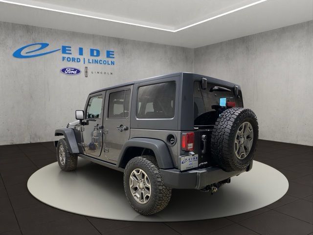 Used 2017 Jeep Wrangler Unlimited Rubicon w/ Connectivity Group AWD/4WD image 8