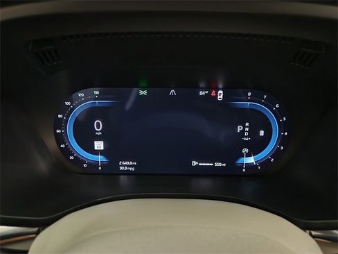 Used 2025 Volvo XC60 B5 Core image 16