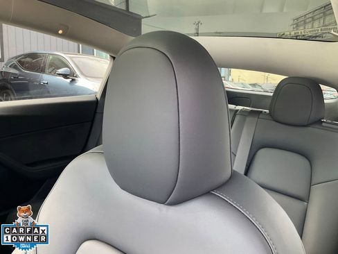 Used 2023 Tesla Model Y Long Range image 19