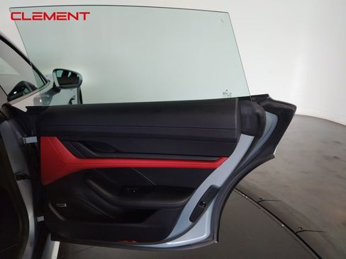 Used 2022 Porsche Taycan 4 Cross Turismo image 36