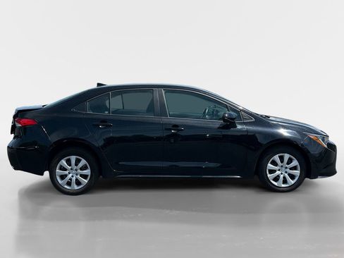 Used 2024 Toyota Corolla LE FWD image 6