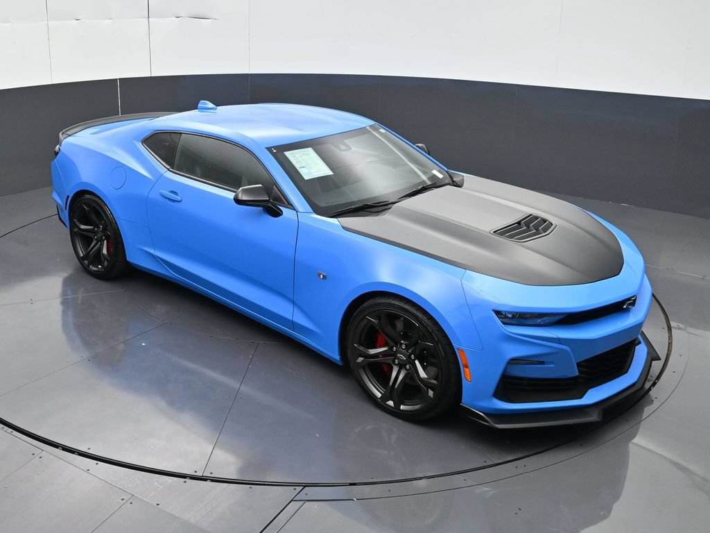 Used 2023 Chevrolet Camaro SS RWD image 15
