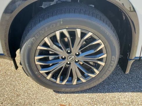 New 2026 Nissan Rogue Platinum w/ Platinum Premium Package image 9