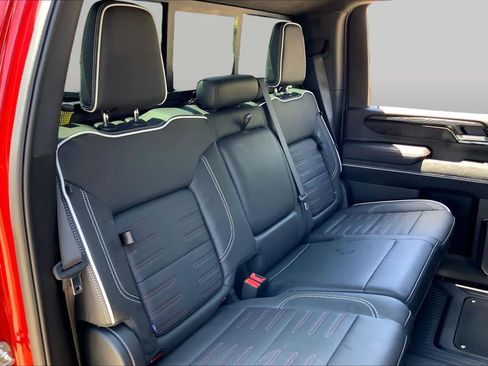 Used 2025 GMC Sierra 2500 AT4X AWD/4WD image 20