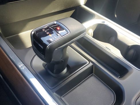 Used 2023 Chevrolet Silverado 1500 High Country image 29