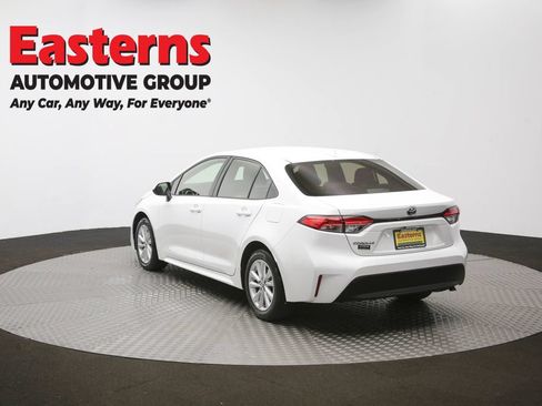 Used 2024 Toyota Corolla LE w/ LE Convenience Package FWD image 64