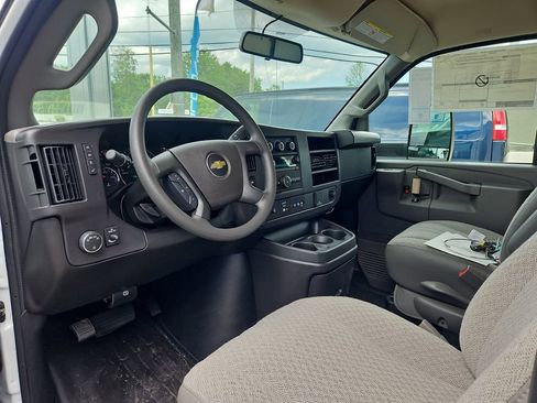New 2026 Chevrolet Express 3500 w/ Power Convenience Package RWD image 5