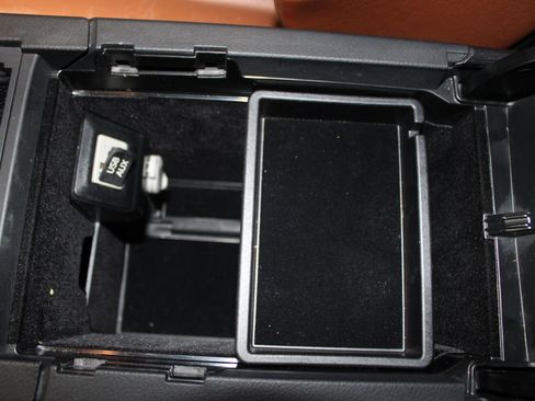 Used 2015 Lexus RX 450h RX 450h Sport Utility 4D image 32