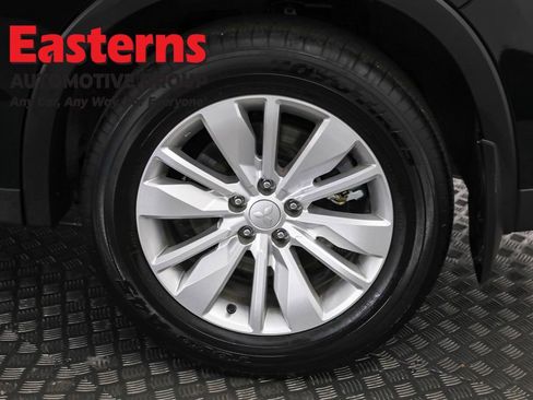 Used 2025 Mitsubishi Outlander ES image 34