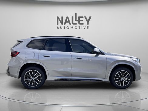 Used 2025 BMW X1 xDrive28i w/ Premium Package image 4