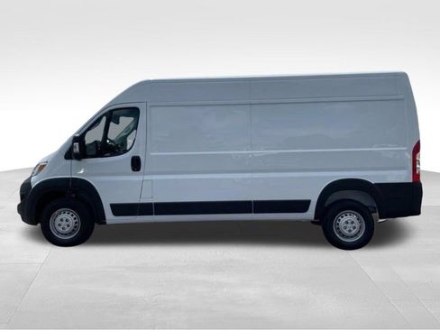 New 2026 RAM ProMaster 2500 w/ Premium Convenience Group FWD image 2