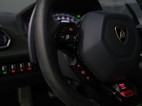 Used 2023 Lamborghini Huracan STO RWD image 49