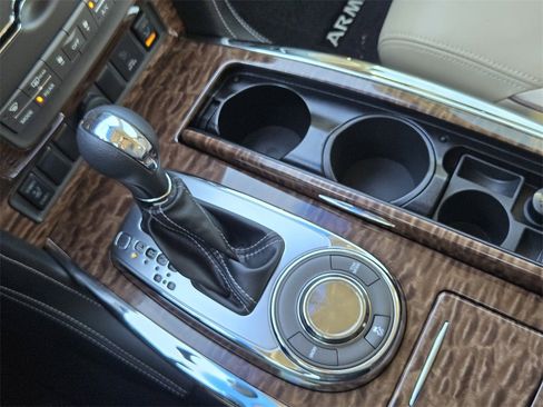 Used 2017 Nissan Armada SL w/ Technology Package image 20