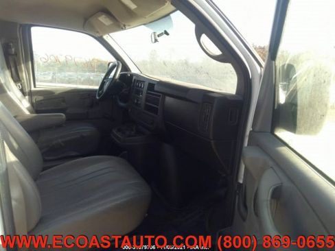 Used 2011 Chevrolet Express 1500 image 7