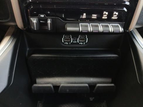 Used 2022 RAM 1500 Laramie w/ Laramie Southwest Edition AWD/4WD image 10
