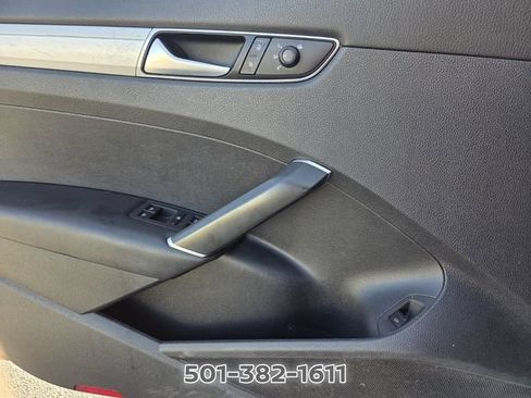 Used 2018 Volkswagen Passat 2.0T S w/ Driver Assistance Package FWD image 27