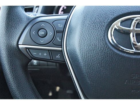 Used 2023 Toyota Camry LE image 18