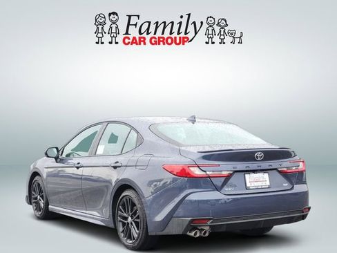 New 2026 Toyota Camry SE FWD image 3