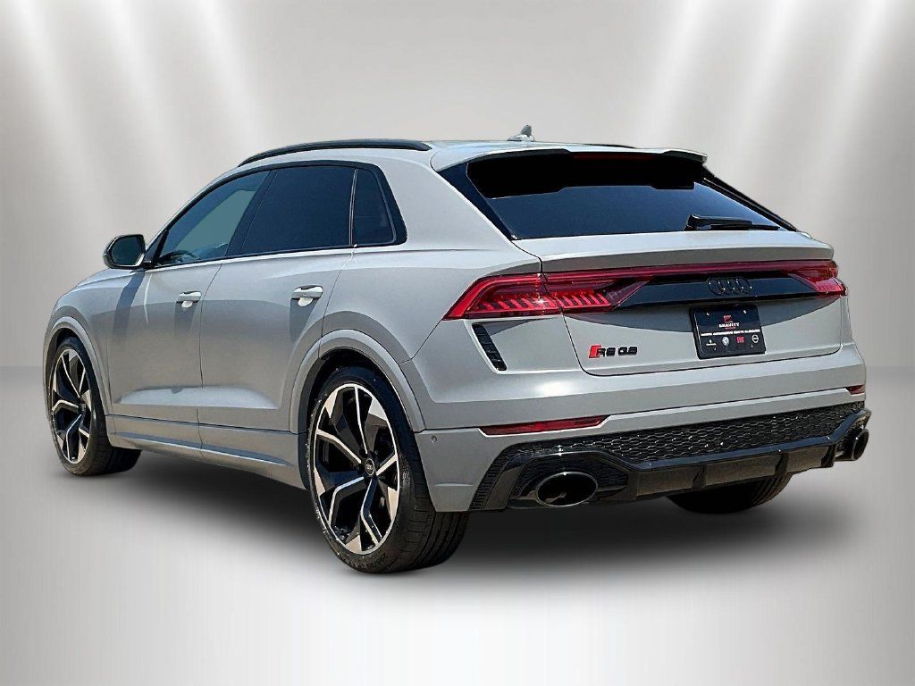 Used 2023 Audi RS Q8 AWD/4WD image 4