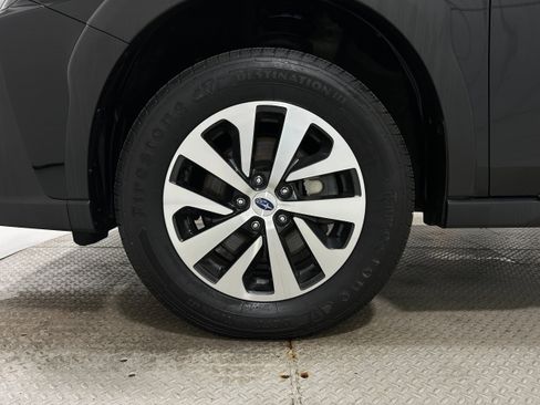 Used 2023 Subaru Outback Premium AWD/4WD image 34