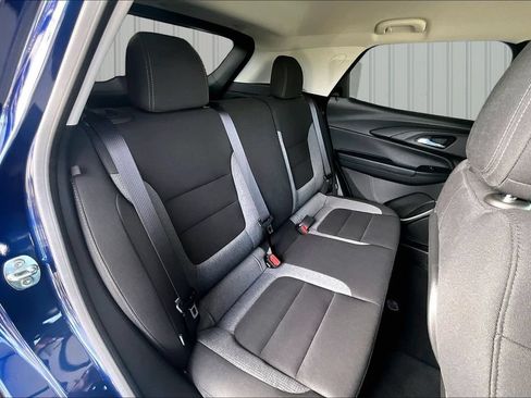 Used 2023 Chevrolet TrailBlazer LT FWD image 18
