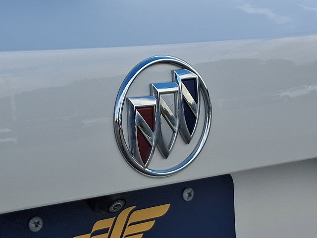 Used 2023 Buick Envision Avenir AWD/4WD image 32