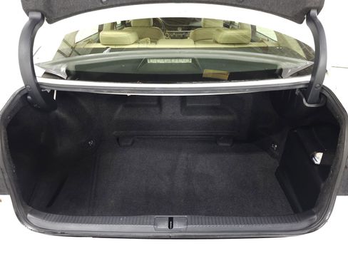 Used 2014 Lexus ES 300h w/ Luxury Package w/Bamboo Trim FWD image 7
