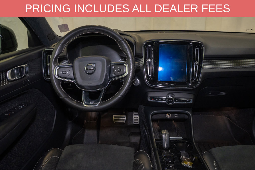Used 2019 Volvo XC40 T4 R-Design FWD image 7