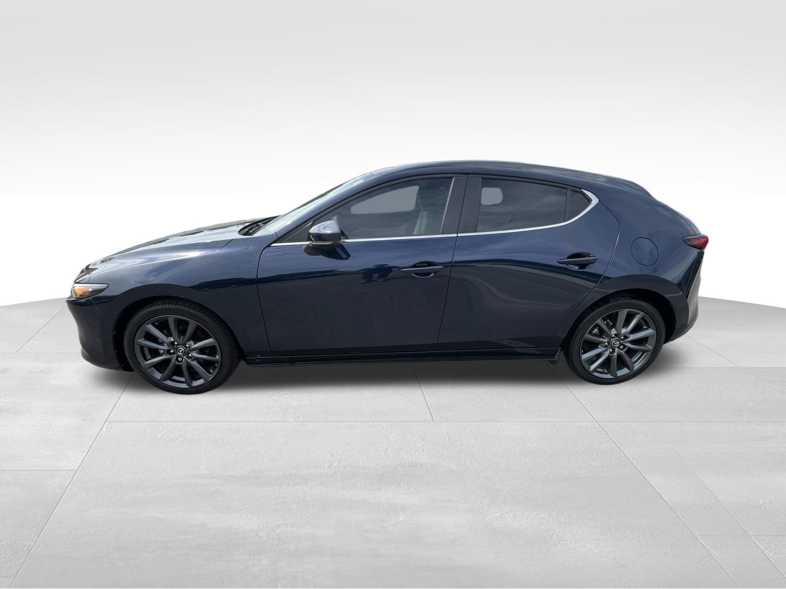 Used 2022 MAZDA MAZDA3 s FWD image 8
