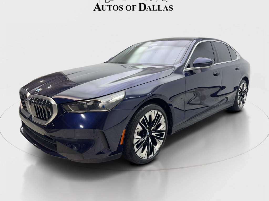 Used 2024 BMW 530i w/ Executive Package RWD image 3