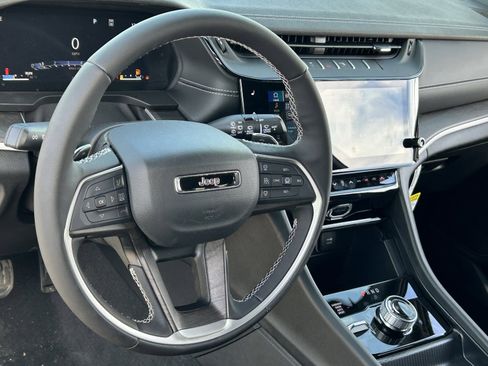 New 2026 Jeep Grand Cherokee Limited w/ Limited Altitude Package image 18