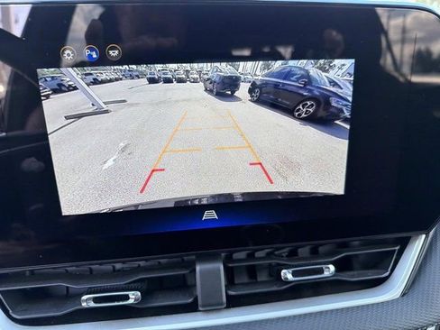 Used 2025 Chevrolet Equinox LT AWD/4WD image 28