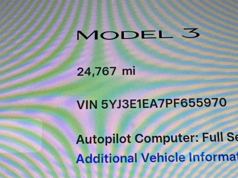 Used 2023 Tesla Model 3 Standard Range image 18