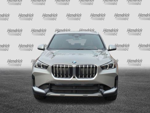 Used 2026 BMW X1 xDrive28i w/ Technology Package AWD/4WD image 3