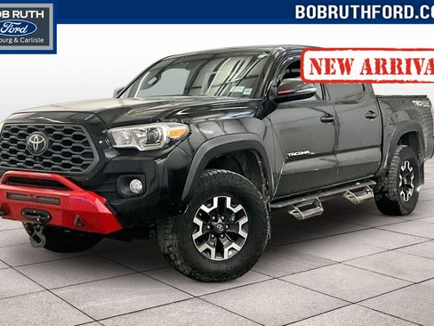 Used 2023 Toyota Tacoma TRD Off-Road w/ TRD Premium Off Road Package image 1