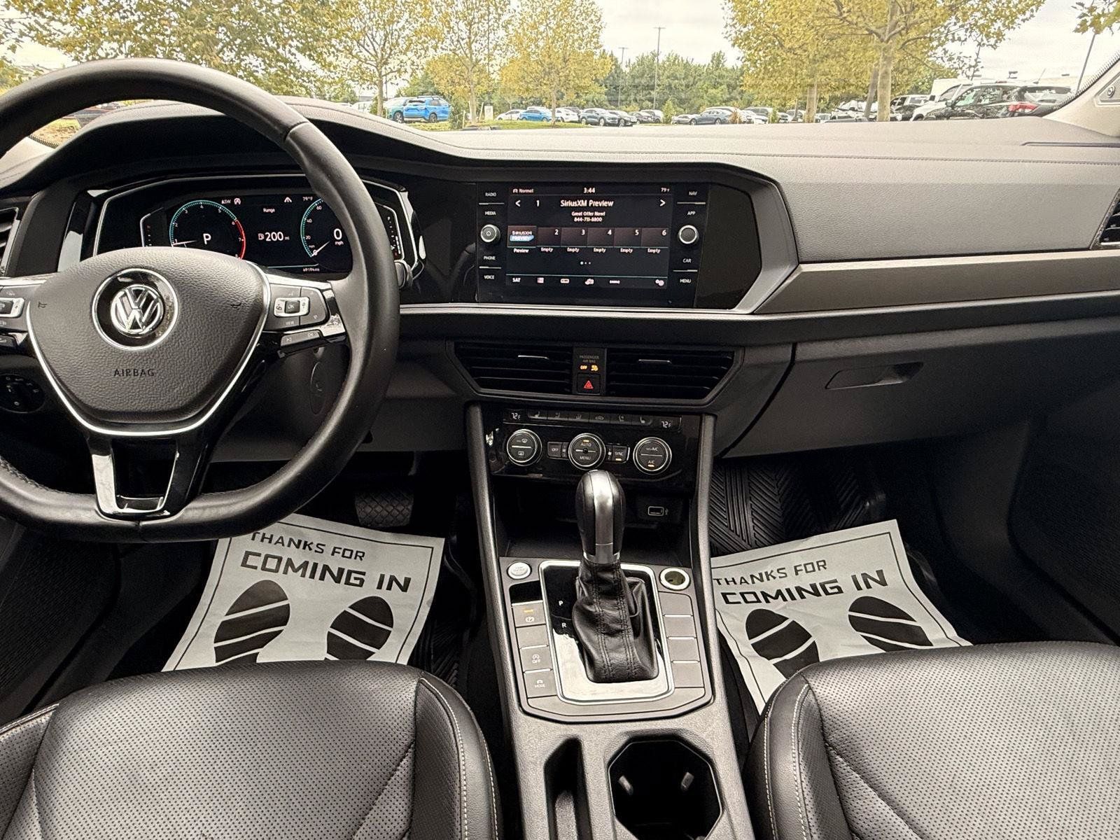Used 2019 Volkswagen Jetta SEL Premium FWD image 26
