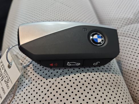 New 2026 BMW X5 xDrive50e w/ M Sport Package AWD/4WD image 38