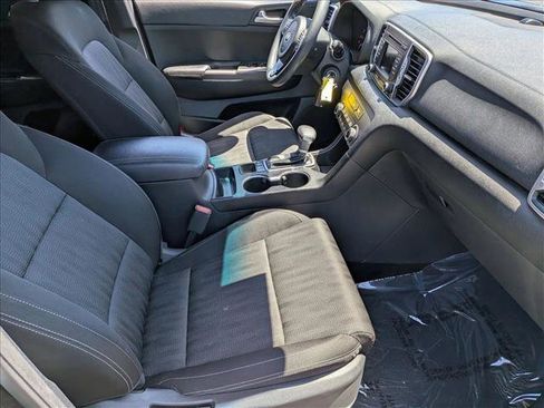 Used 2017 Kia Sportage LX AWD/4WD image 19