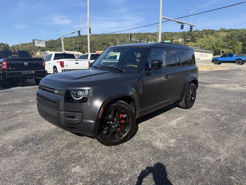 Used 2020 Land Rover Defender 110 X AWD/4WD image 1