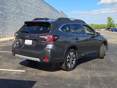 Used 2024 Subaru Outback Limited AWD/4WD image 13