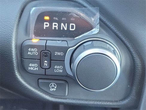 New 2026 RAM 1500 4x4 Crew Cab image 24