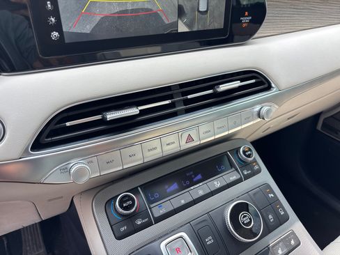 Used 2021 Hyundai Palisade Limited FWD image 21