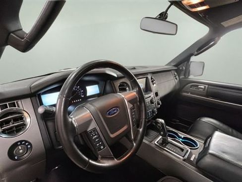Used 2017 Ford Expedition EL Platinum AWD/4WD image 9