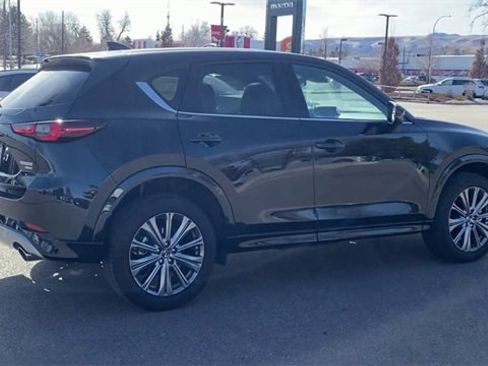 New 2025 MAZDA CX-5 Signature image 2