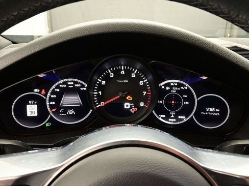 Certified 2023 Porsche Cayenne Platinum Edition AWD/4WD image 9