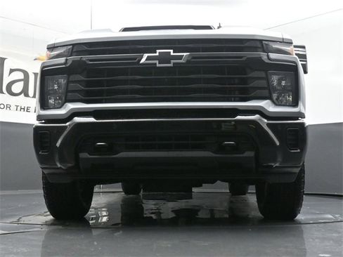 New 2025 Chevrolet Silverado 2500 Custom w/ Custom Value Package image 34