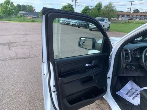 Used 2025 RAM 1500 Tradesman AWD/4WD image 12