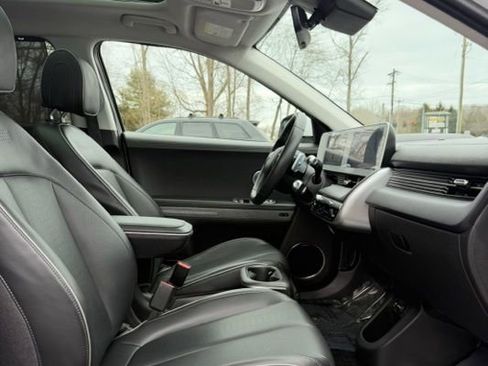 Used 2024 Hyundai Ioniq 5 Limited image 13